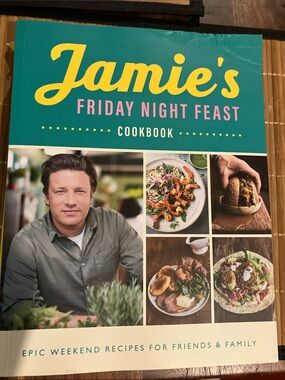 Friday Night Feast Cookbook - Jamie Oliver